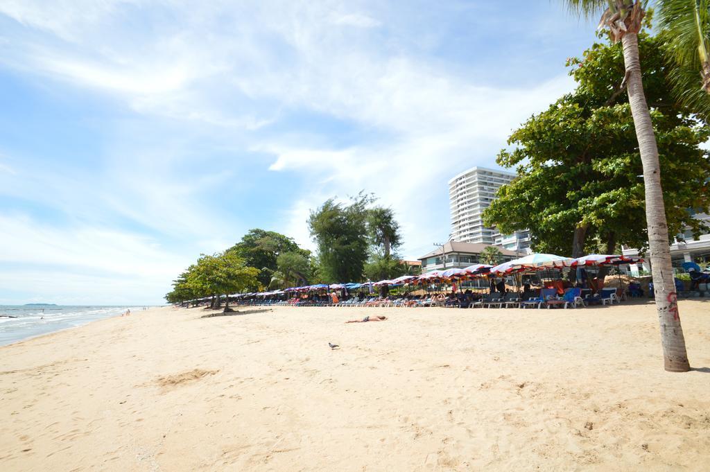 D.D. Inn Beach Guesthouse Pattaya Exterior photo